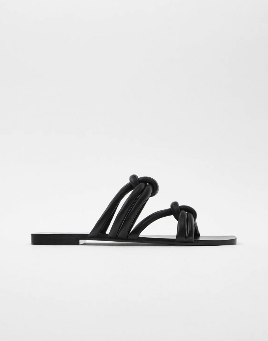 Knot flat sandal